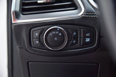 Car image 37