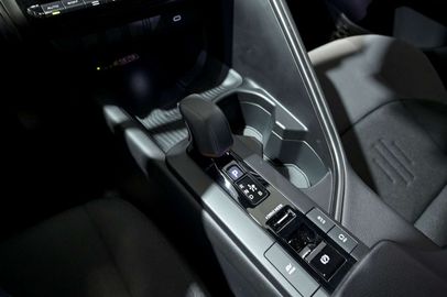 Car image 35