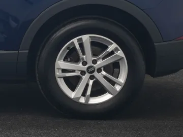 Car image 39