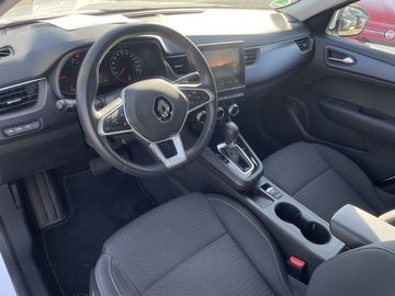 Car image 11