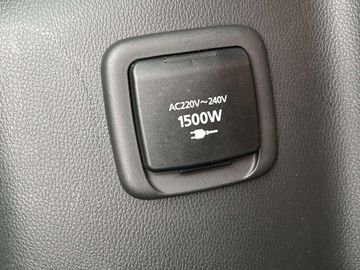 Car image 30