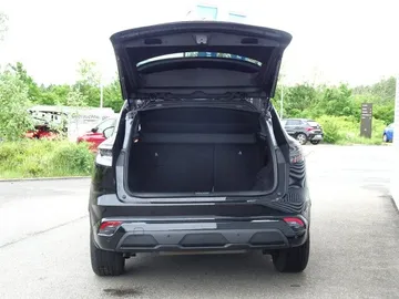 Car image 34