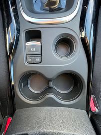 Car image 36