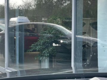 Car image 24