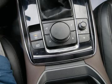 Car image 23