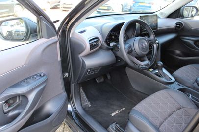 Car image 6