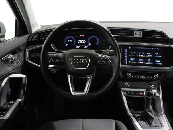 Audi Q3 45 TFSIe S tronic Business 180 kW image number 17