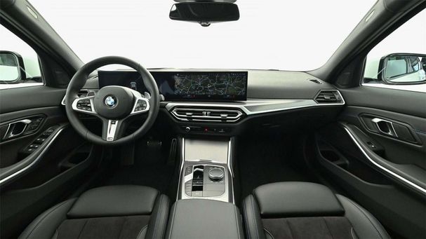 BMW 320d xDrive 140 kW image number 8