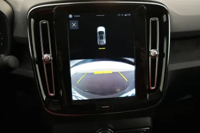 Car image 29