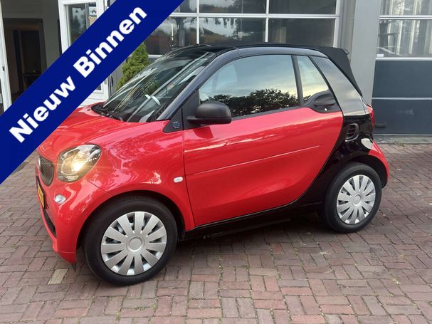 Smart ForTwo cabrio EQ 60 kW image number 1