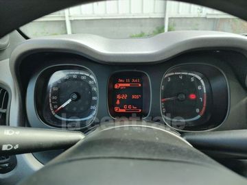 Car image 33