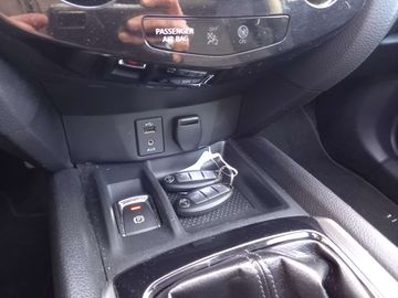 Car image 36