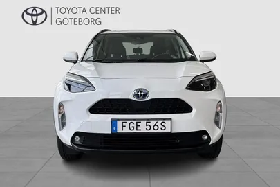 Car image 2