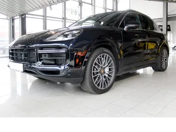 Car image 13