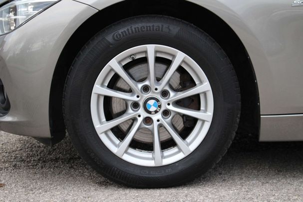 BMW 320d Touring xDrive 140 kW image number 32