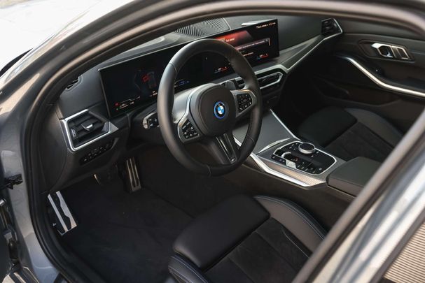 BMW 320 e 150 kW image number 17