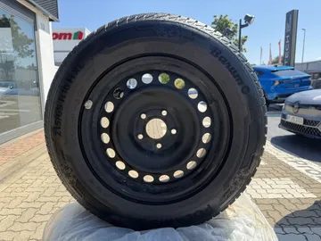 Car image 39