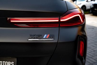 Car image 38