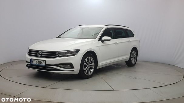 Volkswagen Passat 110 kW image number 1