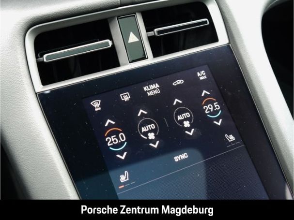 Porsche Taycan 320 kW image number 27