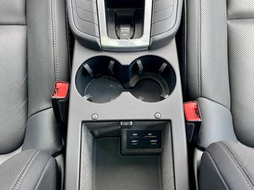 Car image 27