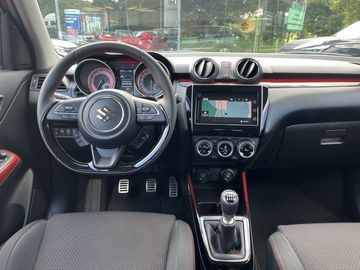 Car image 12