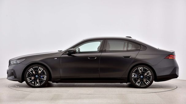 BMW i5 M60 xDrive 442 kW image number 5