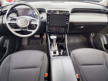 Car image 12