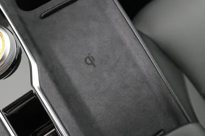Car image 45