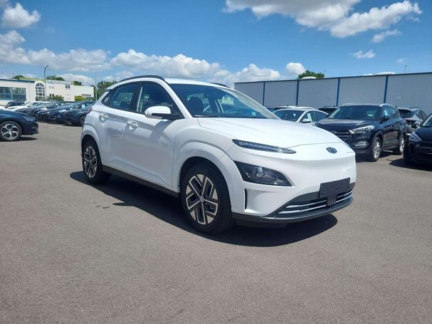 Hyundai Kona Elektro Select 150 kW image number 2