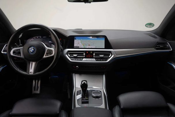 BMW 320 e Touring 150 kW image number 4