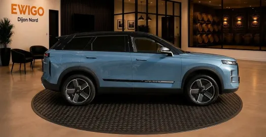 Car image 3