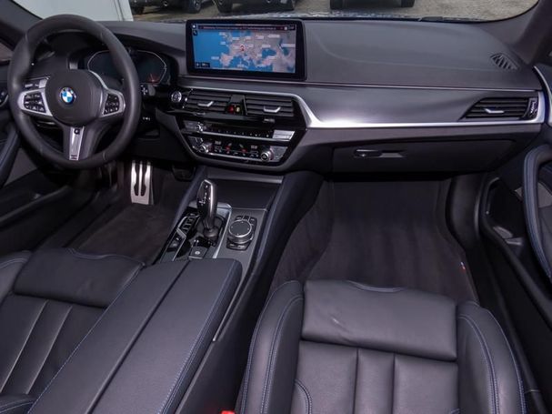 BMW 530i Touring xDrive 180 kW image number 6