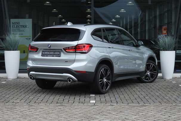 BMW X1 20i sDrive 132 kW image number 2