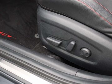 Car image 38