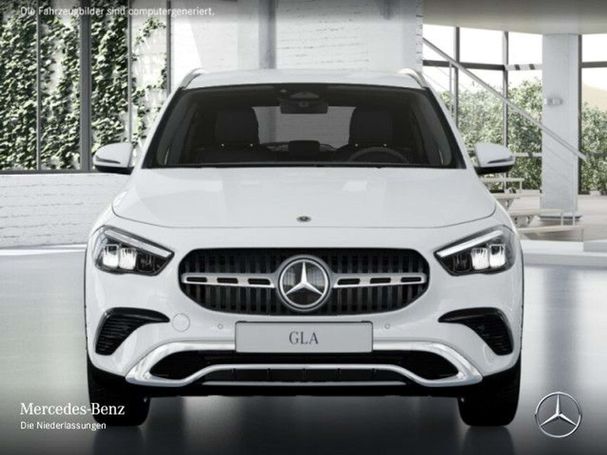 Mercedes-Benz GLA 200 120 kW image number 8