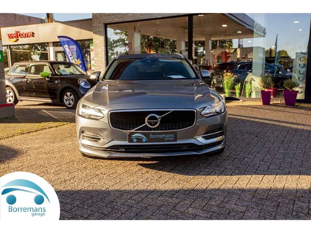 Volvo V90 T8 Momentum AWD 300 kW image number 3