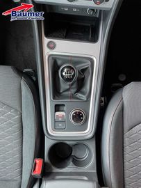 Car image 23