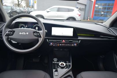 Car image 33