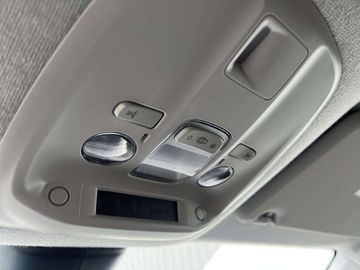 Car image 38