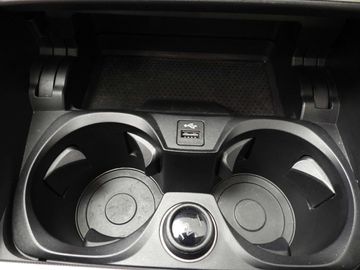 Car image 36