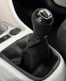 Car image 37