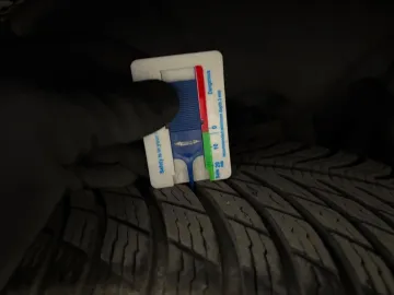 Car image 40
