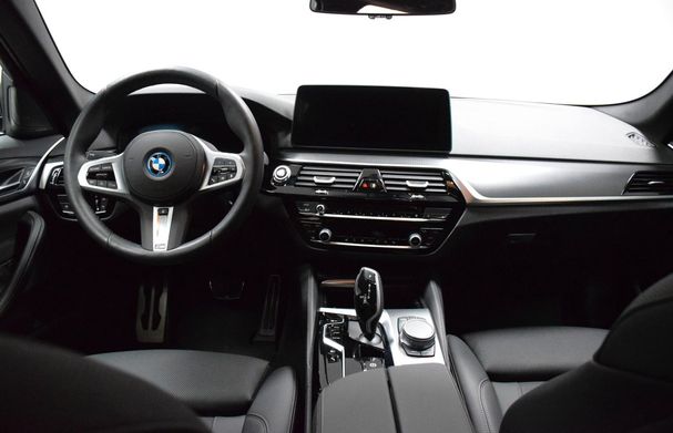 BMW 530 Touring 216 kW image number 4