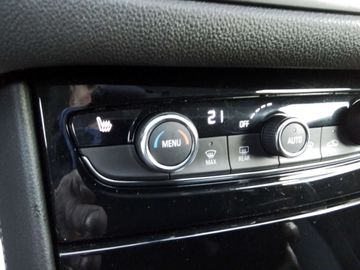 Car image 40