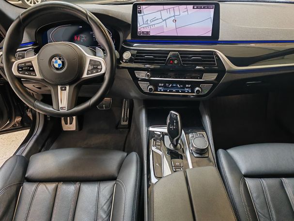 BMW 530d Touring M 210 kW image number 9