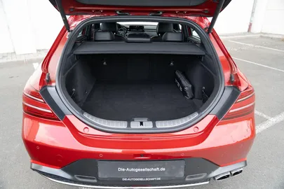 Car image 40