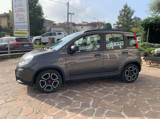 Fiat Panda 1.0 Hybrid City Life 51 kW image number 2