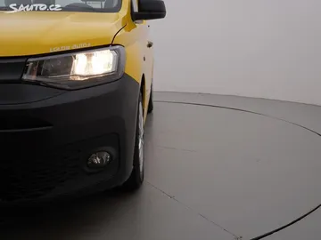 Car image 28