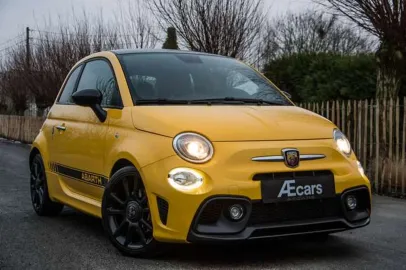 Car image 2